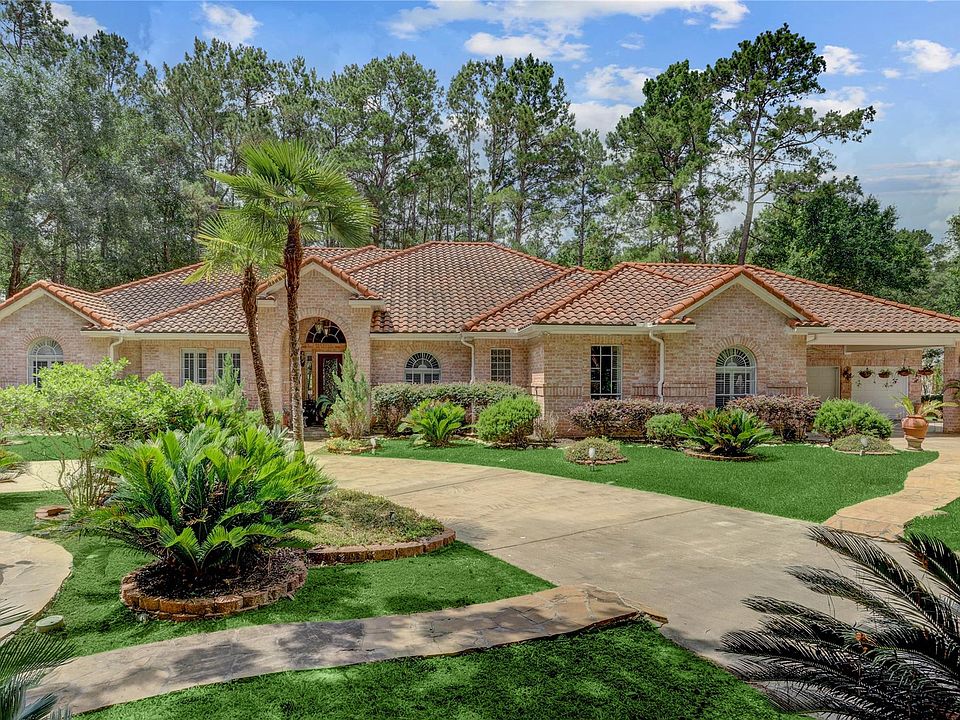 1st image of 19311 Country Lake Dr