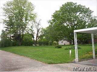 2nd image of 2712 27th St