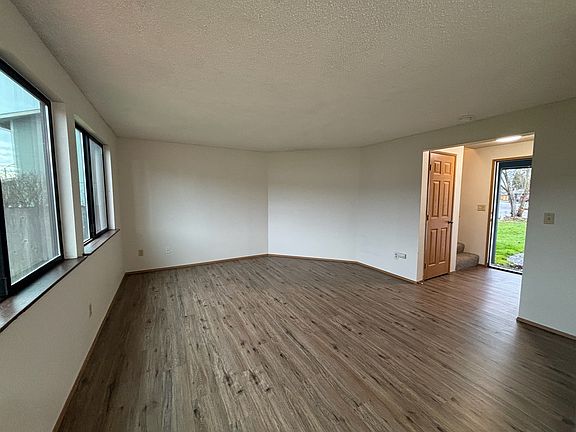 5th image of 15719 63rd Street Ct E #1