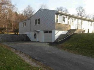 54 Edgewood Dr, Poughkeepsie, NY 12603