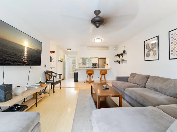 75-6081 Alii Dr APT D104, Kailua Kona, HI 96740