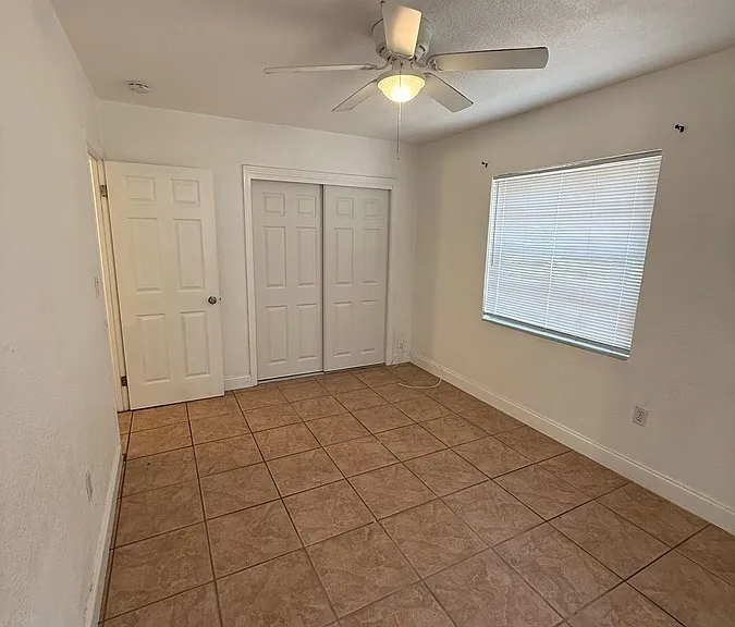 1252 Eldridge St — Photo 23