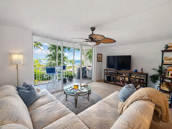 200 Harborview Dr APT 102, Tavernier, FL 33070