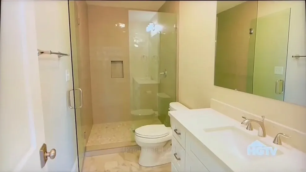 3 bed, 2.5 bath, 1408 sqft, $1,250 — Photo 3