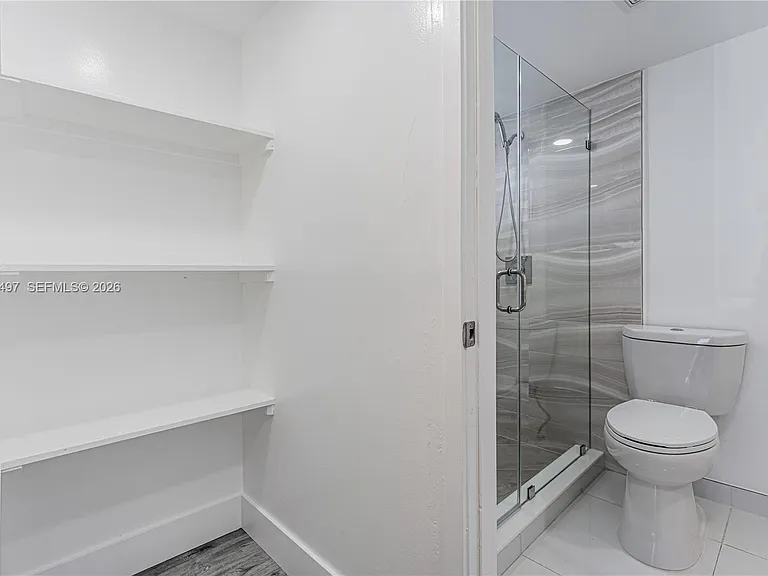 8340 Harding Ave #201 — Photo 17