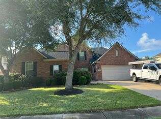 120 Lamar Canyon Ln, Friendswood, TX 77546