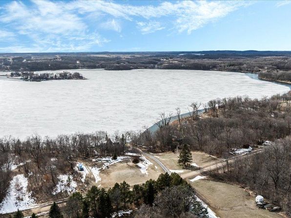 10050 Rachel Shrs SW, Farwell, MN 56327