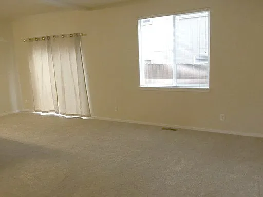 doa20068 — Photo 3
