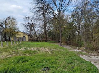 1425 E 34th St, Houston, TX 77022