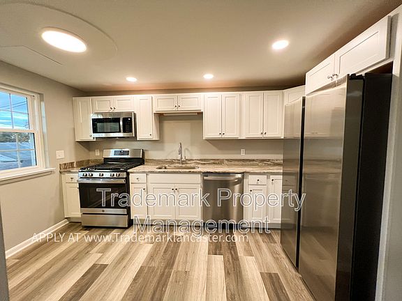 2nd image of 847 Hilton Dr