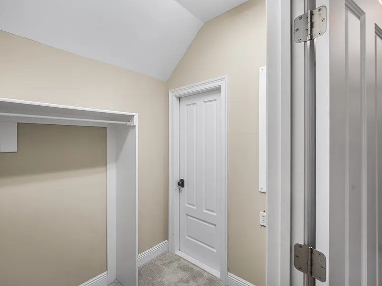 125 Chestnut Rdg — Photo 34