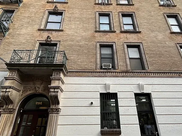 214 Mulberry Street image 14 of 16