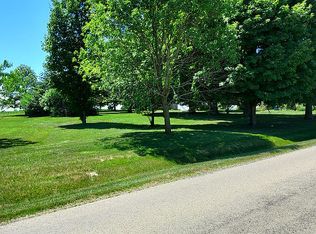 7135 W River Rd, South Whitley, IN 46787