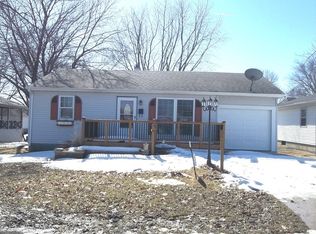 1104 8th Ave, Fulton, IL 61252