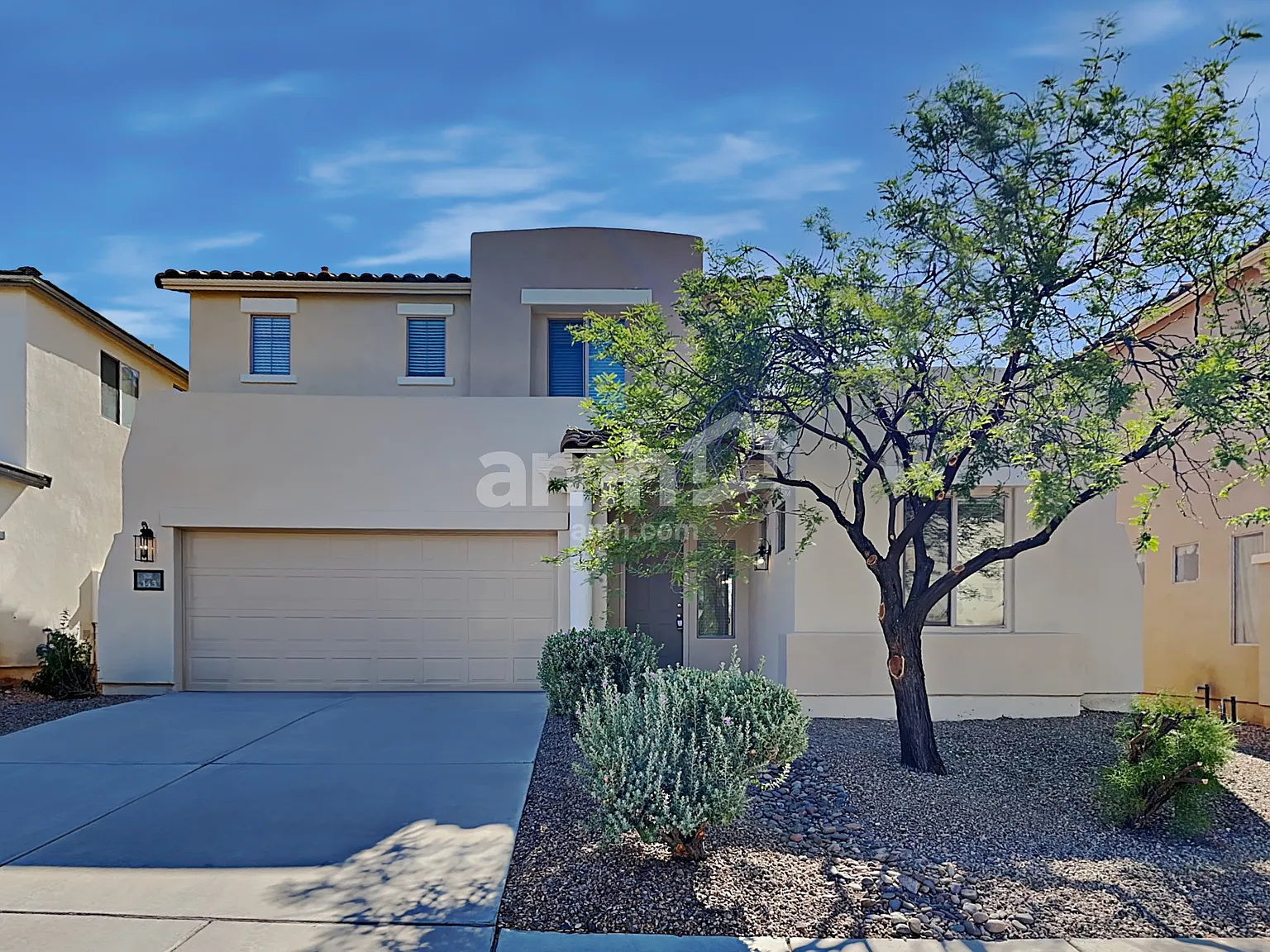 3 bed, 3.0 bath, 1576 sqft, $1,900 — Photo 1