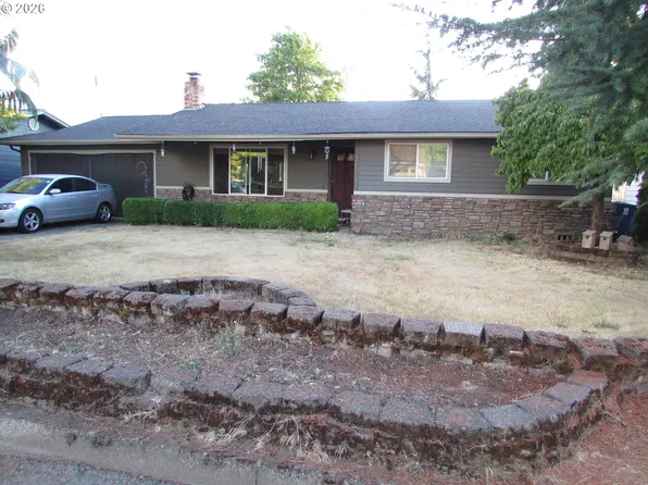 360 Cindy Ln, Mount Angel, OR 97362