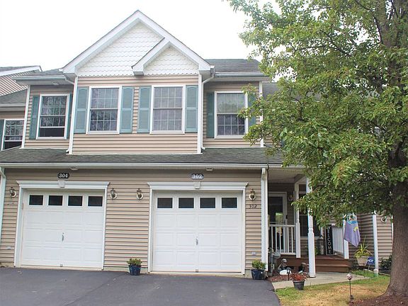 2nd image of 302 Pinebrook Dr