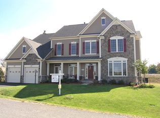 19605 Northampton Ln, Leesburg, VA 20175