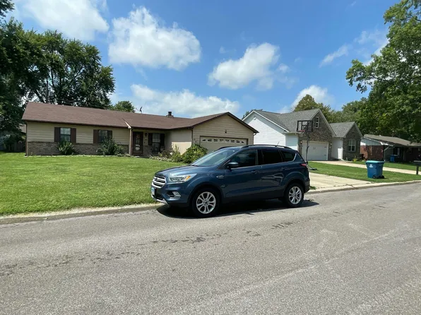 241 Mimosa Ave, Swansea, IL 62226