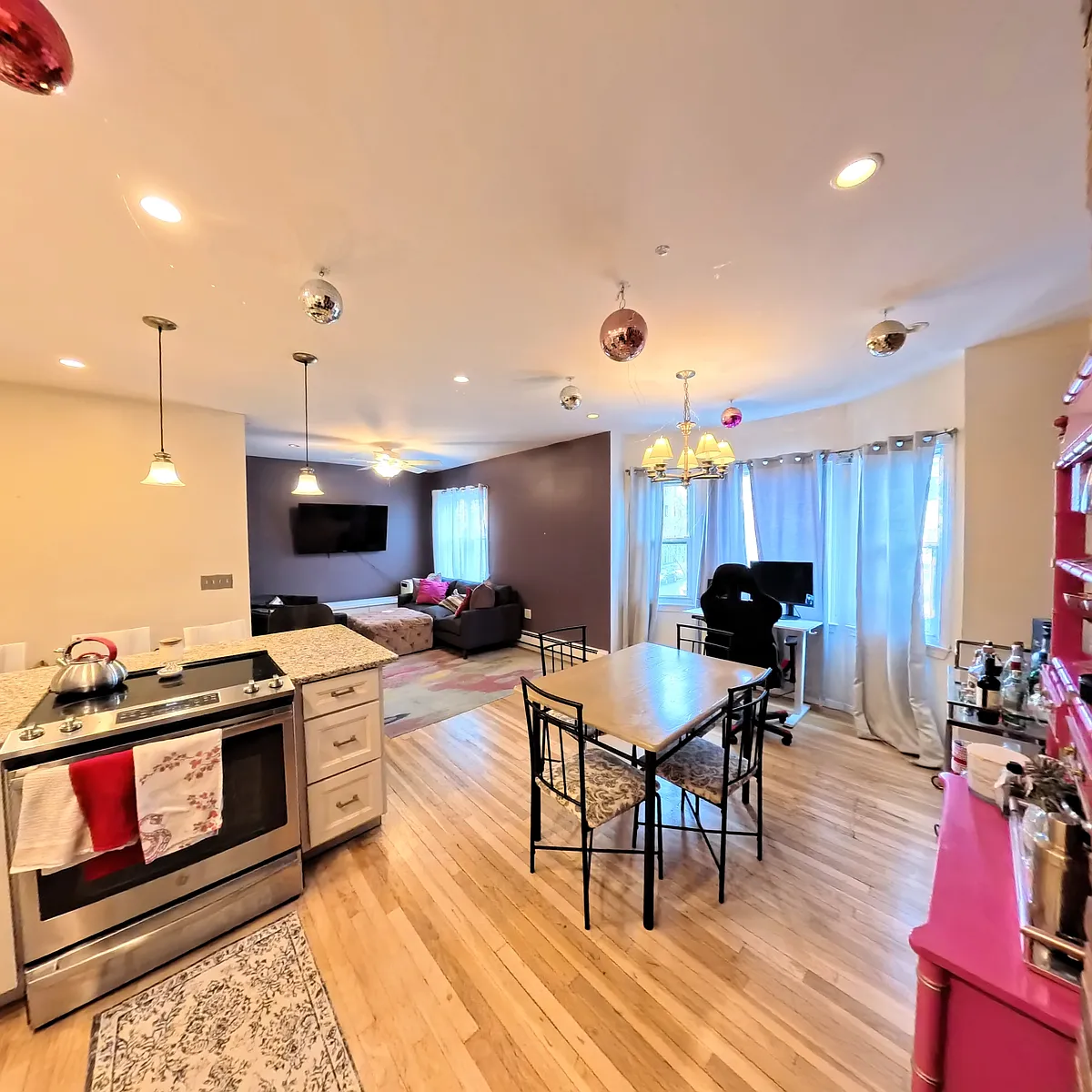 Building Photo - 285 Dorchester St #2