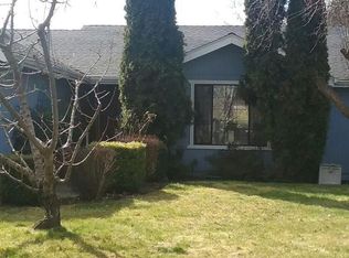 2418 Winslow Park Cir, Medford, OR