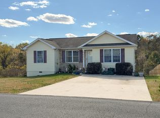 73 Thoroughbred Cir, Lexington, VA 24450