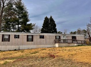 112 Wellington Rd, Wellford, SC 29385