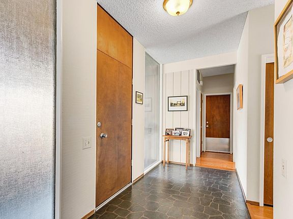 5th image of 1012 Fordham Dr
