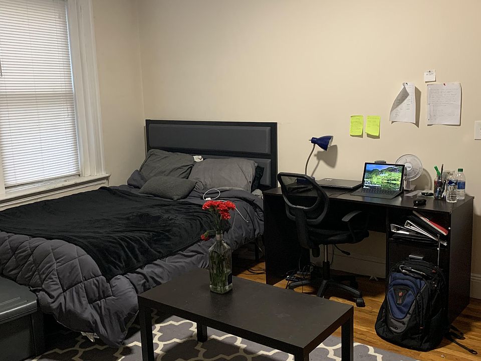 1st image of 55 Park Dr APT 11