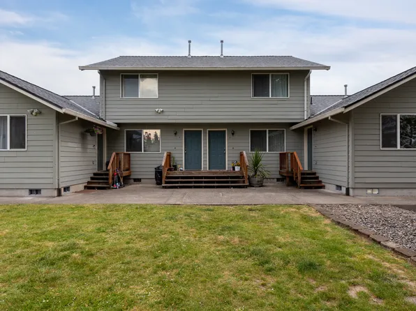 58907 Green Acres Dr APT A, Saint Helens, OR 97051