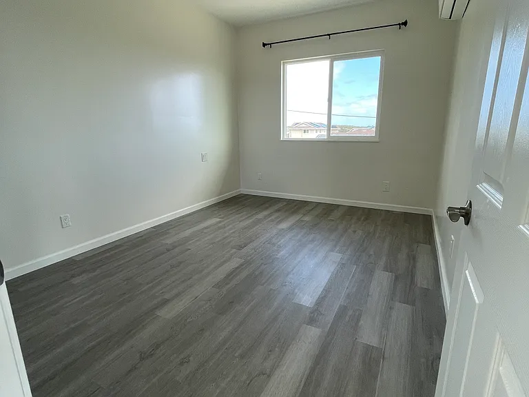 4409 Anai St — Photo 4