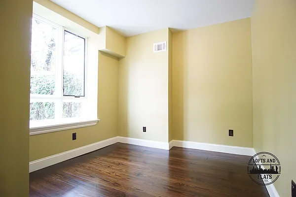 Rented by Lofts and Flats LLC | media 51