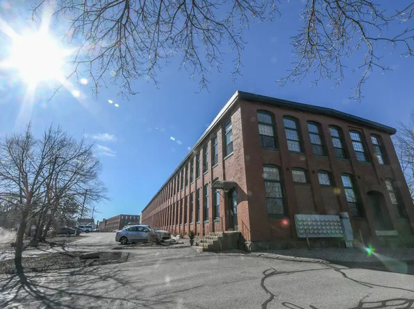 30 Lincoln Street #211, Westbrook, ME 04092