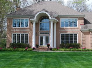 3155 Estates Dr N, Saint Joseph, MI 49085