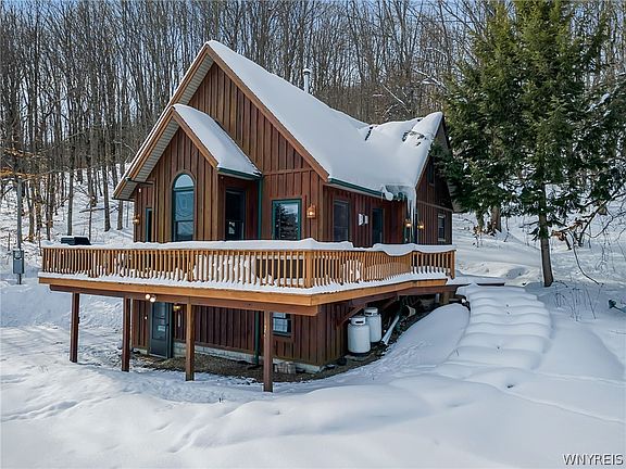 4th image of 1013 Eagle Dr