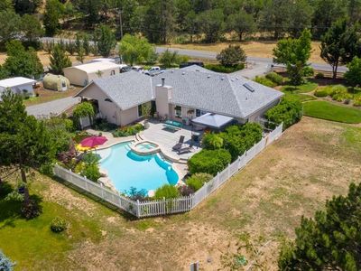 180 Potts Way, Grants Pass, OR, 97526