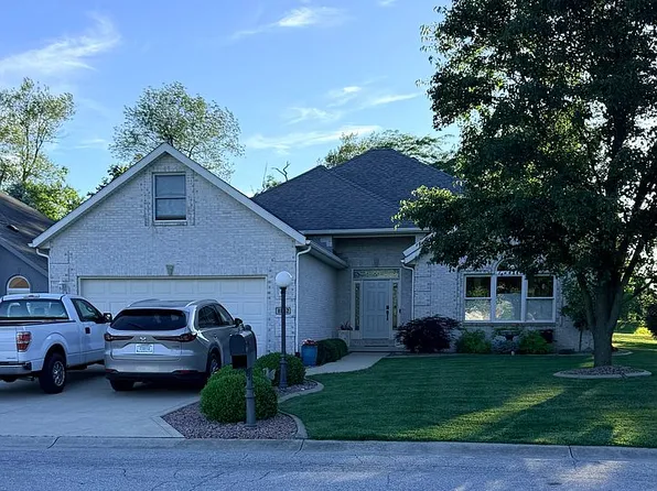 1842 Hunters Cove Cir, Kokomo, IN 46902