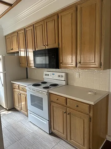 2210 Indian Trl — Photo 20