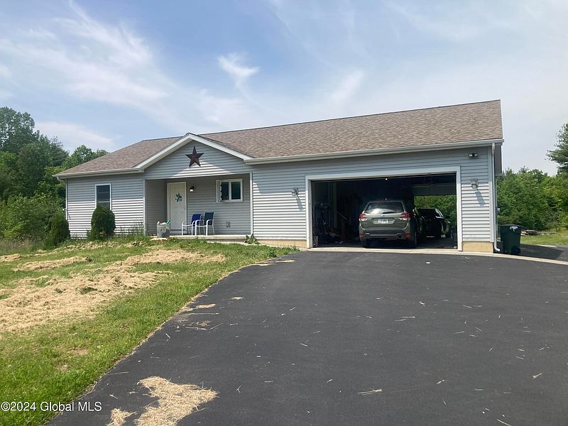 2nd image of 20 Brightman Rd Road