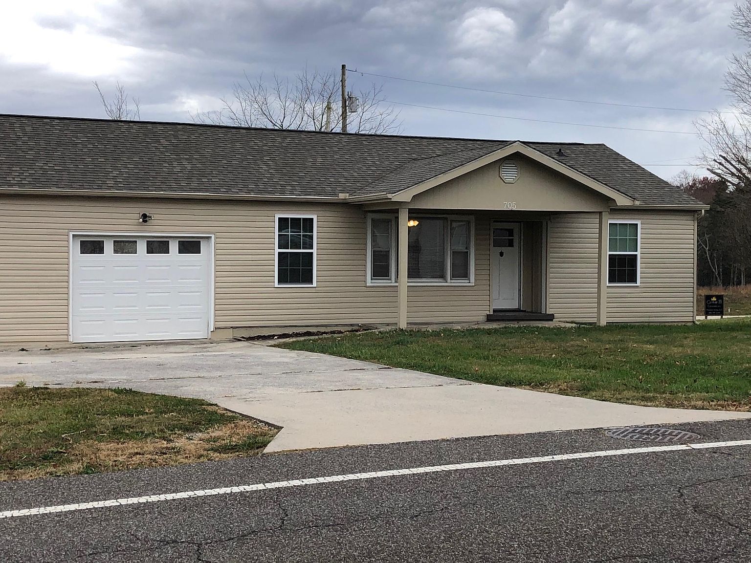 705 Old Lantana Rd, Crossville, TN 38555 Zillow