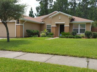 2164 Brian Lakes Dr N, Jacksonville, FL 32221