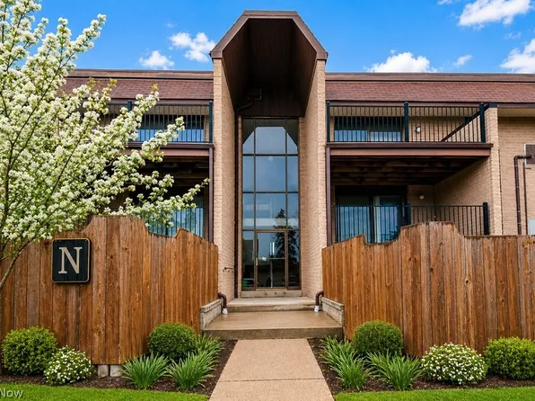 9956 Johnnycake Ridge Rd APT N3, Concord Twp, OH 44077