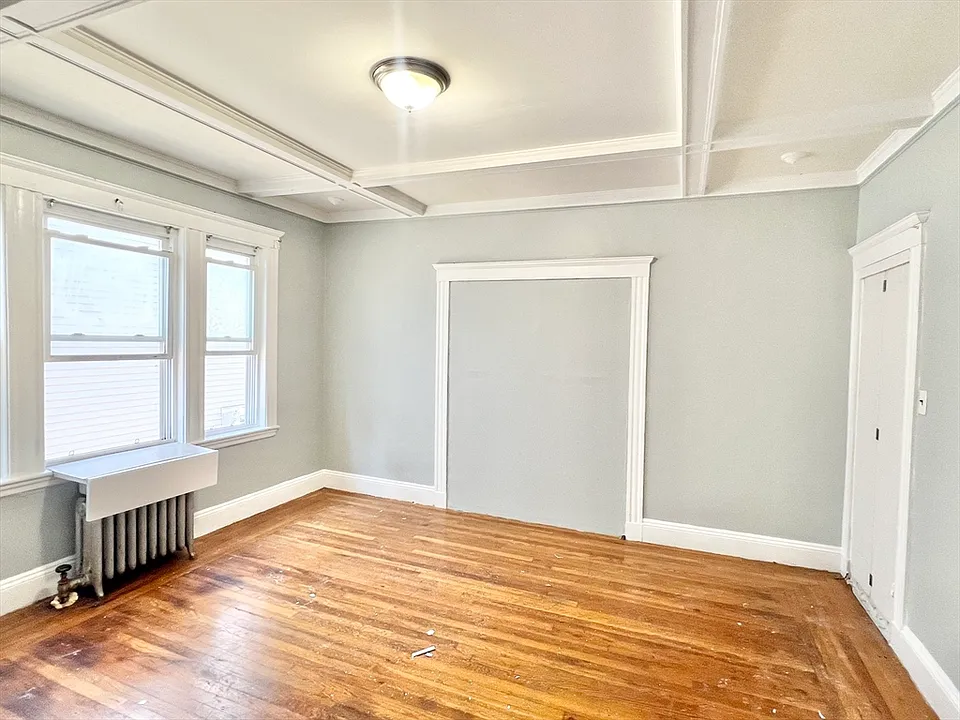 37 Hamilton St #2