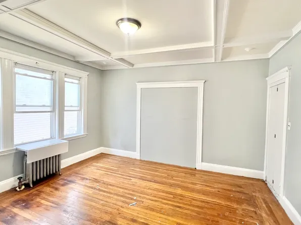 37 Hamilton St #2, Everett, MA 02149