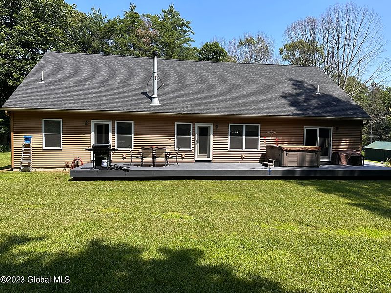 2nd image of 757 W Mountain Road