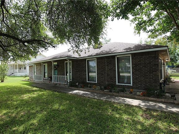2nd image of 327 Meadow Ln