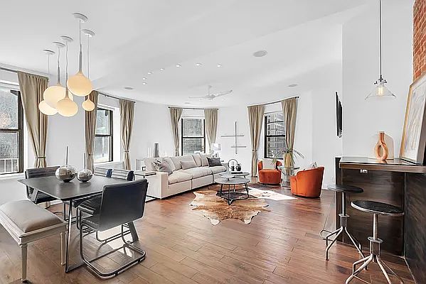 1st image of 425 W End Ave APT 4A