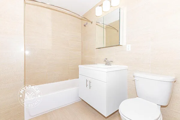 Rented by MySpaceNYC | media 9