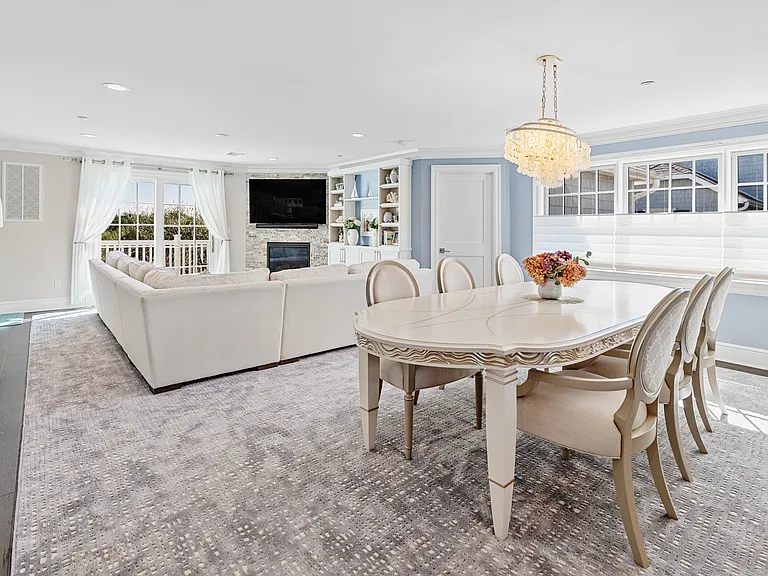 34 Village Green Dr — Photo 6