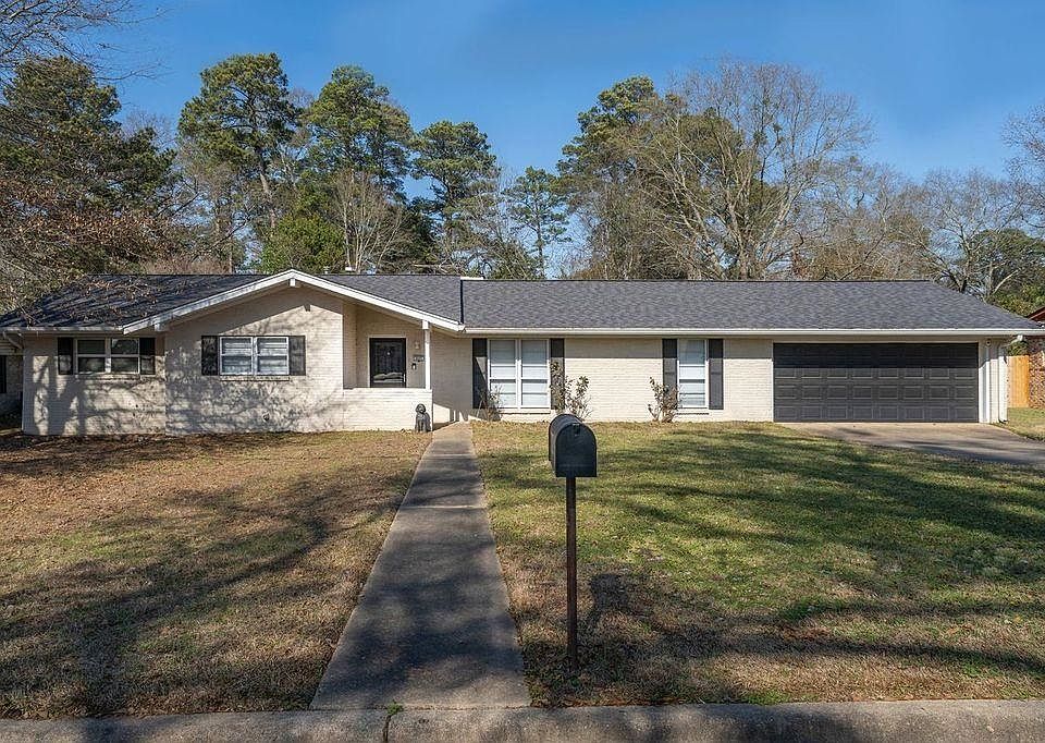1st image of 803 Slone Dr